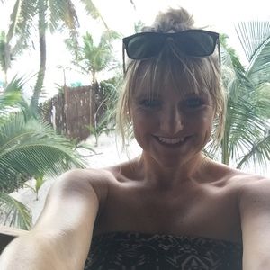 Meet your Posher, Joy